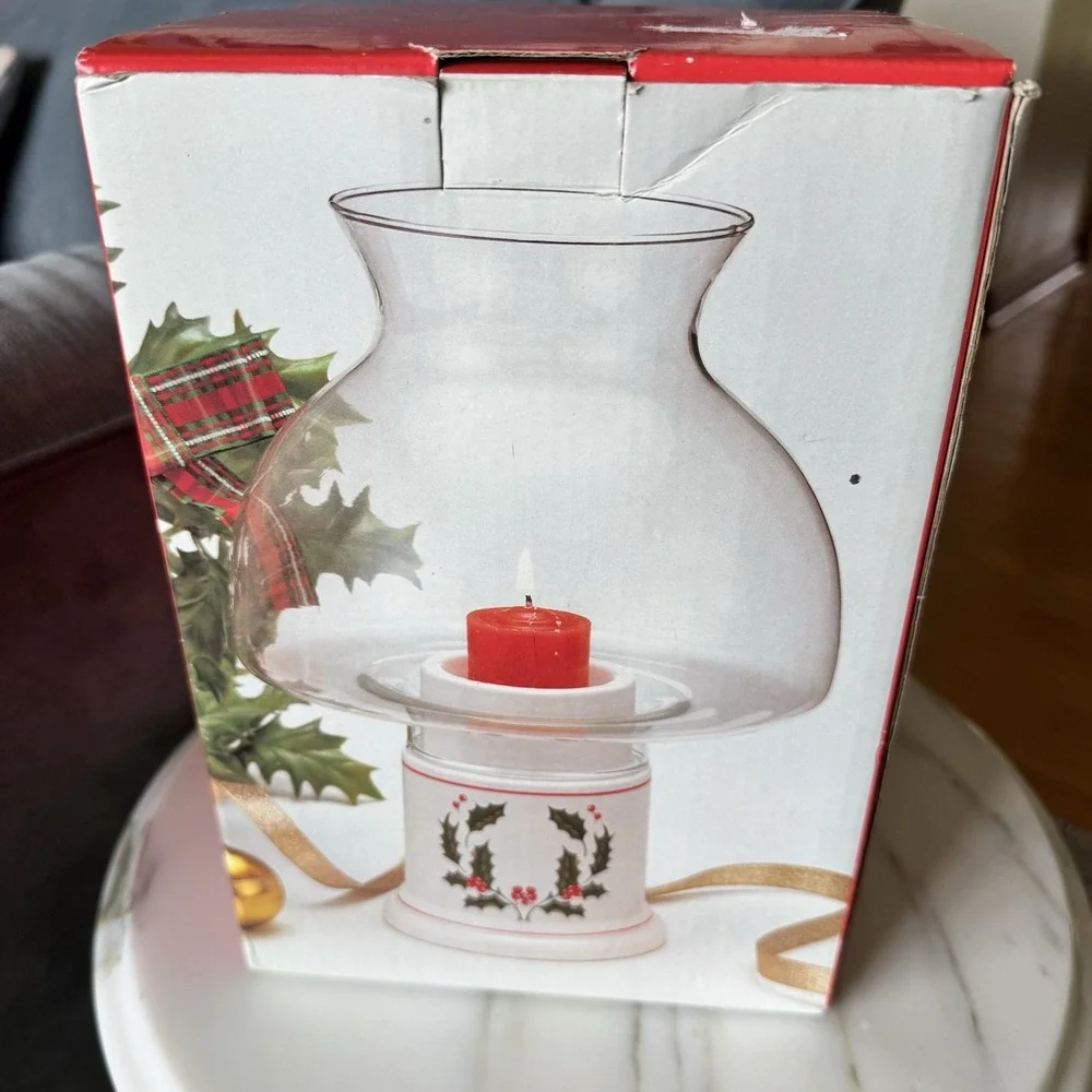 Vintage Christmas Classique Hurricane Lamps #14-7979 by Jay Import Co